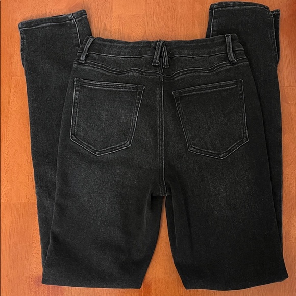 Good American Black Skinny Jeans 6/28 - Picture 10 of 12